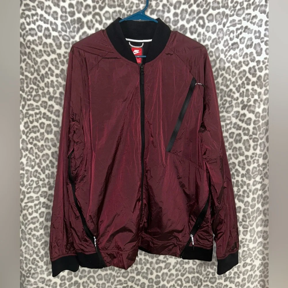 Nike Men's Sportswear Tech Hypermesh Varsity‎ Jacket Red